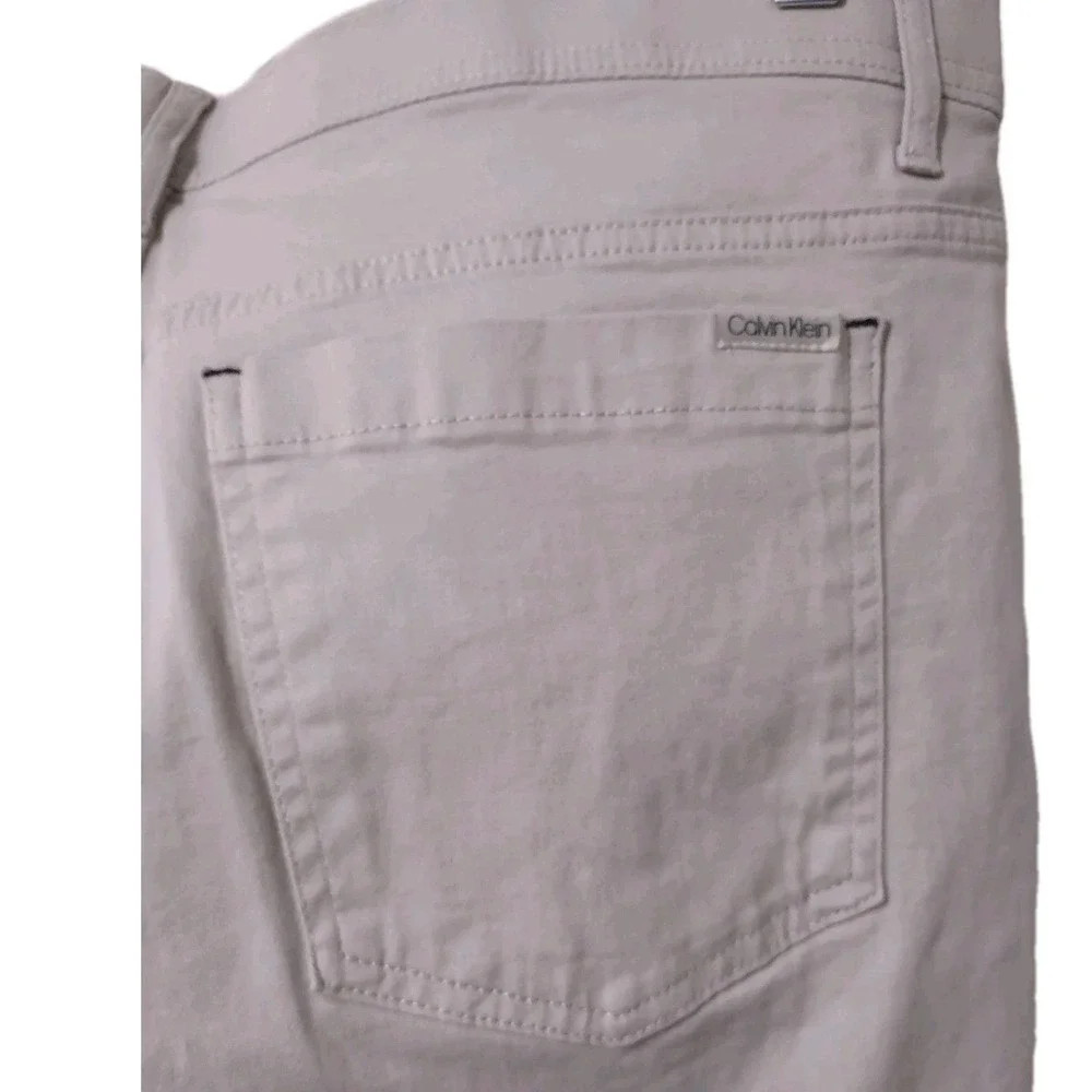 Calvin Klein Gray Jeans Men's Size W36 x L30 Slim Fit Denim  Stretch Flex Waist